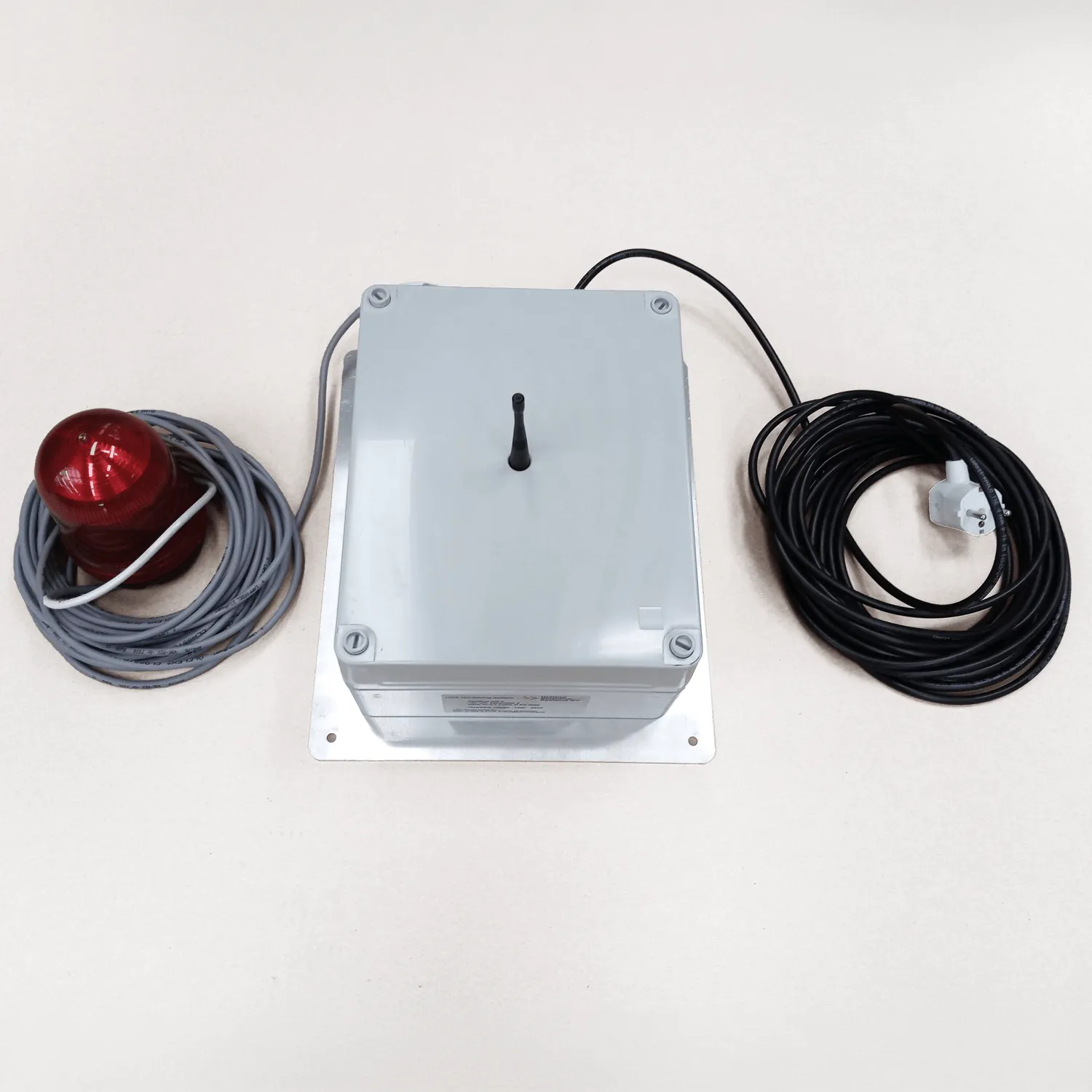 Shielding-Effectiveness-SE-Monitoring-System.webp